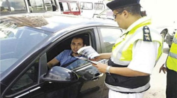 كيف يمكن الحصول على شهادة مخالفات السيارات أونلاين بسرعة؟